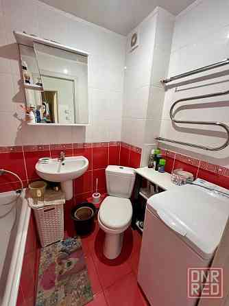 Предлагается на продажу светлая и уютная 2-хкомн. кв в отличном р-не по ул. Нижнекурганская Донецк