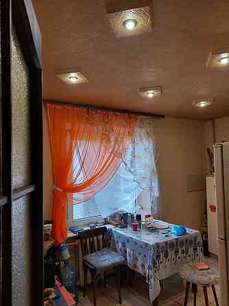 Продам 4-комн квартиру Донецк