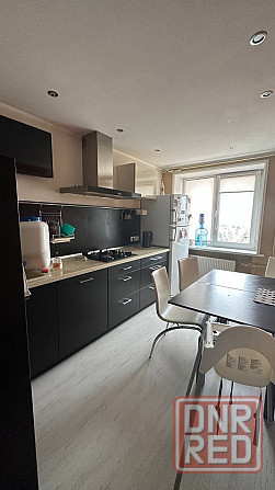 Продам 3х комн.,ср/9, отличное состояние,мебель,быттехника,пр.Дзержинского Донецк - изображение 1