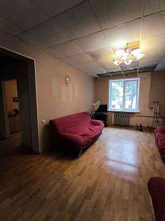 Продается 4-комнатная квартира в центре Левого берега Мариуполь