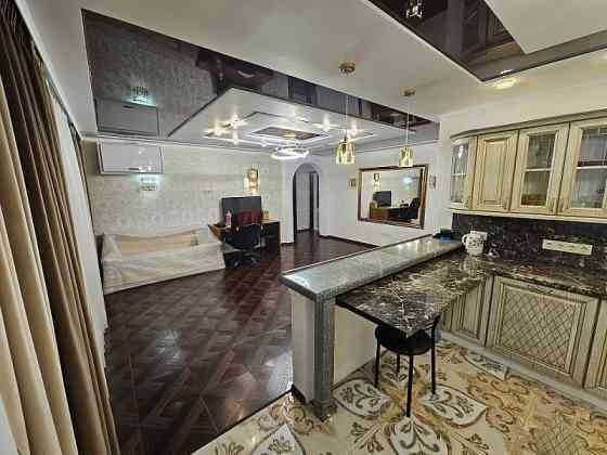 4 комнатная площадь Ленина Донецк