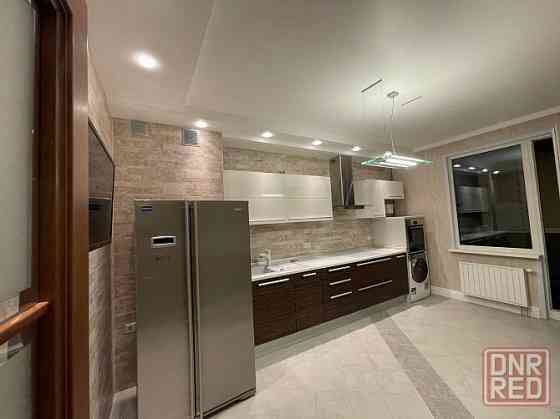 Продам новую 3 к.кв новострой 125 кв м с паркингом Розы-Люксембург Донецк