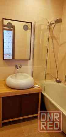 Продам новую 3 к.кв новострой 125 кв м с паркингом Розы-Люксембург Донецк