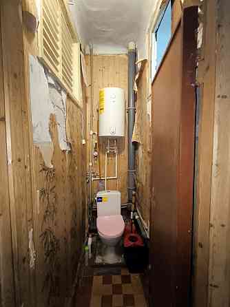 Продается просторная 3-комнатная «сталинка» на Ильичёвском проспекте Мариуполь