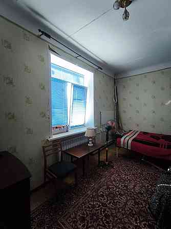Продается просторная 3-комнатная «сталинка» на Ильичёвском проспекте Мариуполь