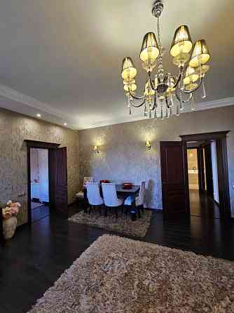 Продажа квартиры 137 квадратов на Школьном в Донецке Донецк