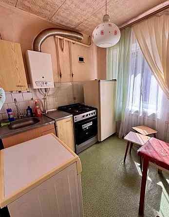 продам 2к квартиру Петровского 94 Донецк