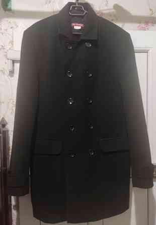 пальто шерстяное р-р 52 Донецк