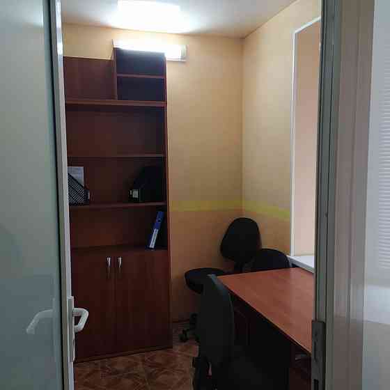 Предлагается на продажу 2-хкомнатная квартира, переоборудованная под офис в Калининском р-не! Донецк