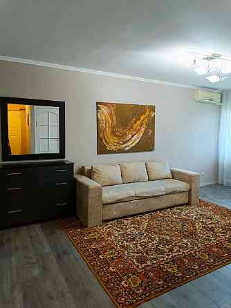 продам 2х комнатную пл. Ленина собственник Донецк