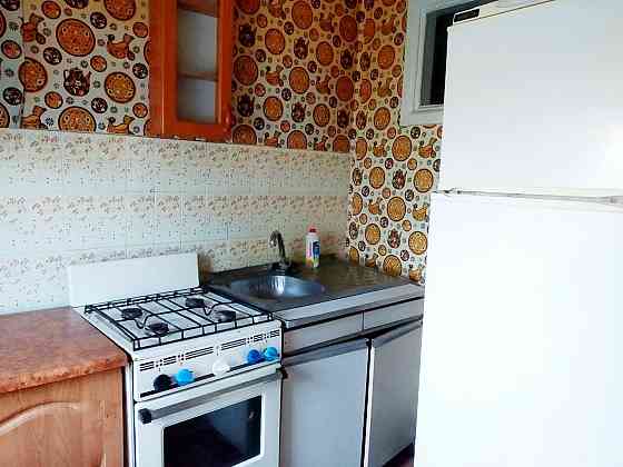 Продаётся 2 к.кв. м-н Азотный. Донецк