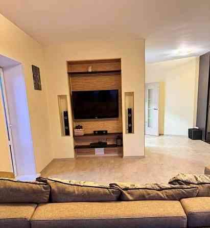 Сдам в аренду уютную, теплую и просторную 2х комнатную квартиру в Калининском районе Донецк