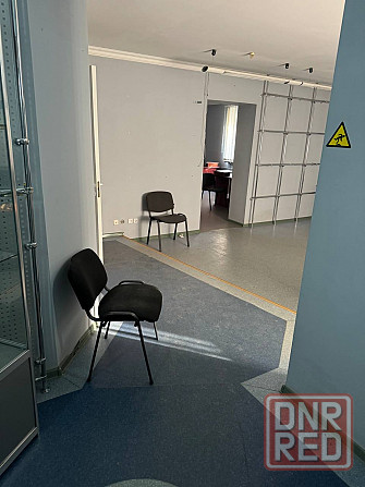 Предлагается в аренду светлый удобный офис в центре Донецка Ориентир пересечение б .Хмельницкого Донецк - изображение 2