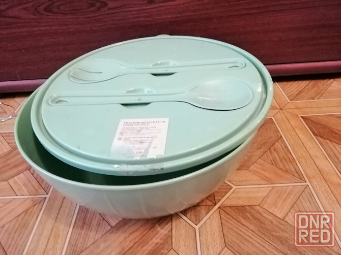 Продам салатник миску с приборами 5л Донецк - изображение 1