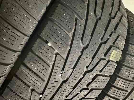 Продаю комплект зимней резины Nokian 265/65R17 Донецк