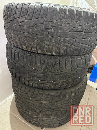 Продаю комплект зимней резины Nokian 265/65R17 Донецк - изображение 1