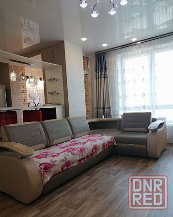 Сдаю студию 35.0 м² этаж 5, район Ворошиловский, Бульвар Шевченко, ориентир Крытый рынок Донецк - изображение 3