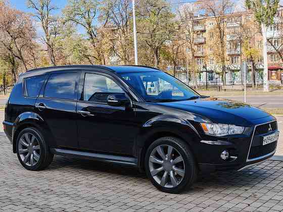 2011 Mitsubishi Outlander XL 2.4 CVT 4x4 Донецк