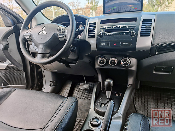 2011 Mitsubishi Outlander XL 2.4 CVT 4x4 Донецк - изображение 6