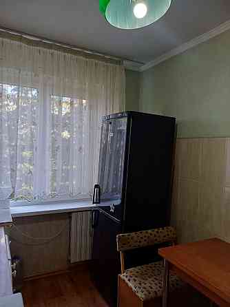 Продается 2-кв рядом с цирком Донецк