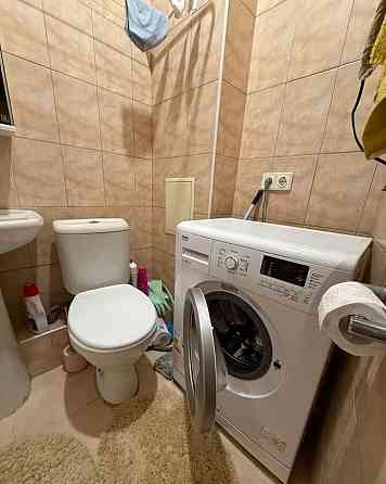 Сдается двухкомнатная квартира. Будёновский район, улица Октября, 25 Донецк