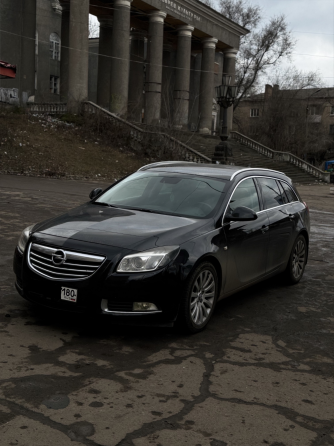 Продается Opel Insignia 2.0л турбо 220 сил Донецк