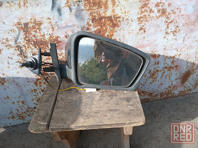 Продаю правое зеркало на гранту Донецк - изображение 1