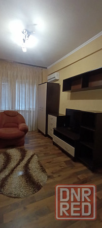 Сдам 1-но комнатную на Шахтёрской площади. Всё необходимое есть. Ремонт. Донецк - изображение 2