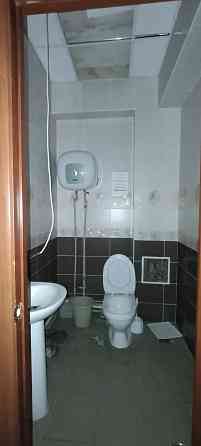 Сдам торговые площади (Банк, Магазин, Пункт выдачи, Кафе) в офисном здании. Отдельный вход Донецк