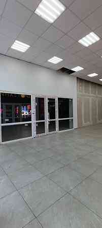 Сдам торговые площади (Банк, Магазин, Пункт выдачи, Кафе) в офисном здании. Отдельный вход Донецк