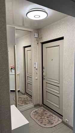 Однокомнатная квартира в Буденовском районе на ул. Независимости (ориентир кафе "Базилик"). Донецк