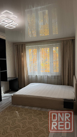 Однокомнатная квартира в Буденовском районе на ул. Независимости (ориентир кафе "Базилик"). Донецк - изображение 1