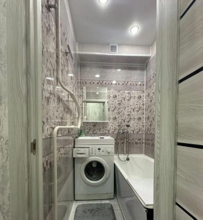 Сдам двухкомнатную квартиру в Кировском районе,Широкий Донецк