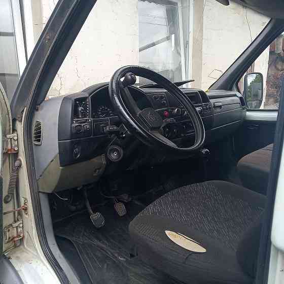 Продам Газель 3302 газ метан 5 балонов.База4 м 1900 высота 2000 Донецк