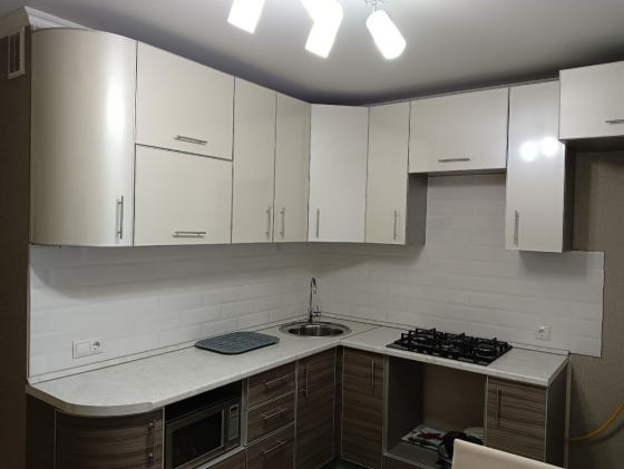 Впервые сдается на длительный срок чистая однушка в Киевском районе Донецк