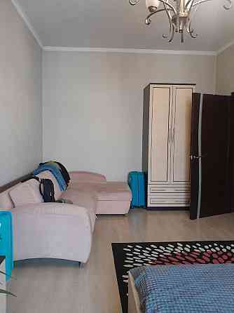 Однокомнатная квартира в Ворошиловском районе по улице Артема (ориентир Дом Кино). Донецк