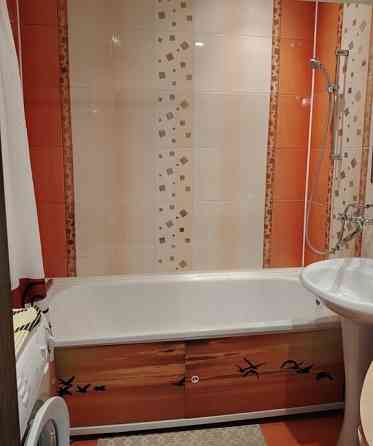 Сдам 2-комнатную квартиру в Куйбышевском районе, площадь Бакинских Комиссаров. Донецк