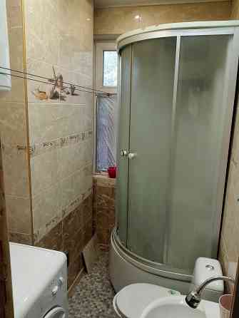 Продам квартиру на земле( часть дома) Шахтерск