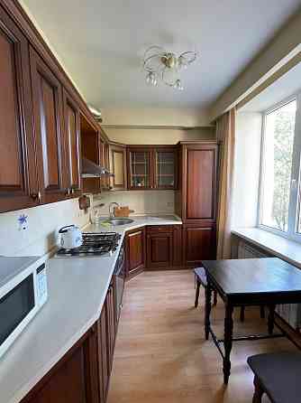 Сдам двухкомнатную квартиру на площади Ленина Донецк