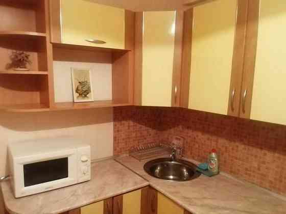 Сдам двухкомнатную квартиру Челюскинцев 202 Донецк