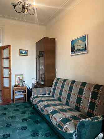 Драмтеатр. Двухкомнатная, сталинка, 55 кв. м, двусторонняя,5,8 млн. Донецк