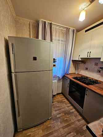 Всё остаётся ! Продам 2-ком.кв-ру, 2/5, Объединенный, детский сад "Алёнушка "! Донецк