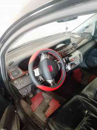 Продам Honda FR-V ( 6 мест) 2литра бензин / газ ! Донецк