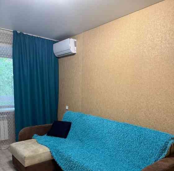 Срочно сдаю просторную двухкоматную квартиру в Кировском районе Донецка. Донецк