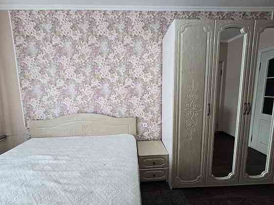 Продам 2-х комнатную квартиру + гараж, Гвардейка, ориентир 10-й магазин, ул. Давыденко. Макеевка