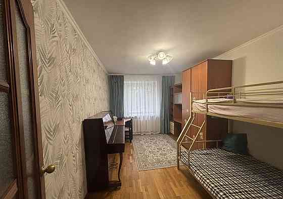 Срочная сдача двухкомнатной квартиры в Калининском районе Донецка, 54кв.м, 1 этаж многоэтажного дома Донецк