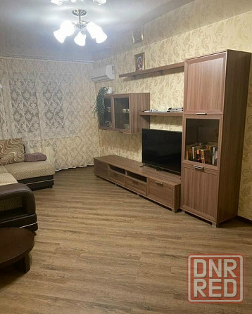 Сдаю двухкомнатную квартиру 56.0 м² этаж 2/9, город Донецк, Донецк - изображение 1