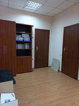 Продам офис Ворошиловский р-он здание Урктелеком Донецк