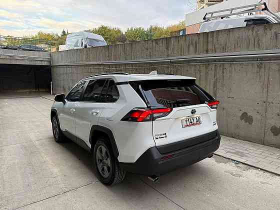 Продам Toyota RAV 4 2022 XLE Hybrid Донецк