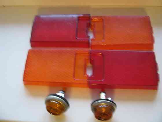 Стёкла задние и повторители ваз 2101 новые Донецк